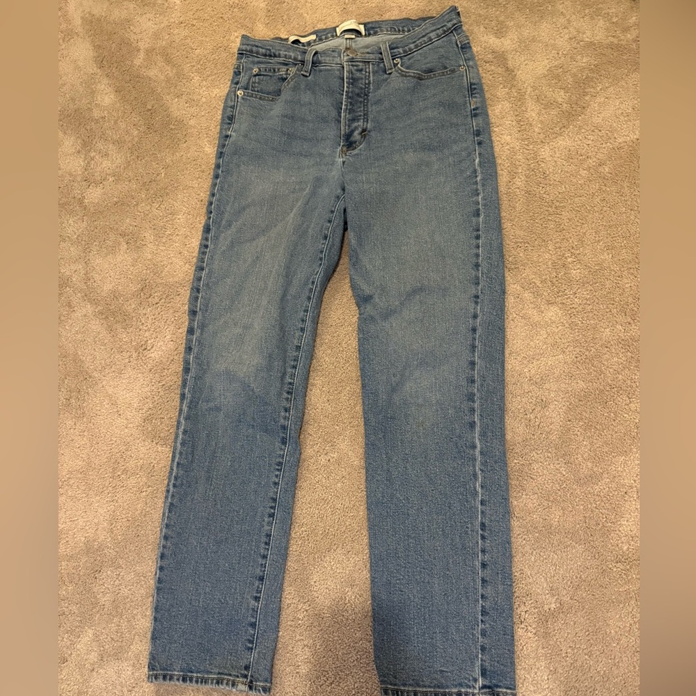 Universal Thread Light Blue Denim Jeans